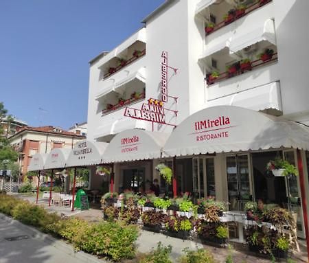 Villa Mirella-Nuova Gestione Grado Eksteriør billede