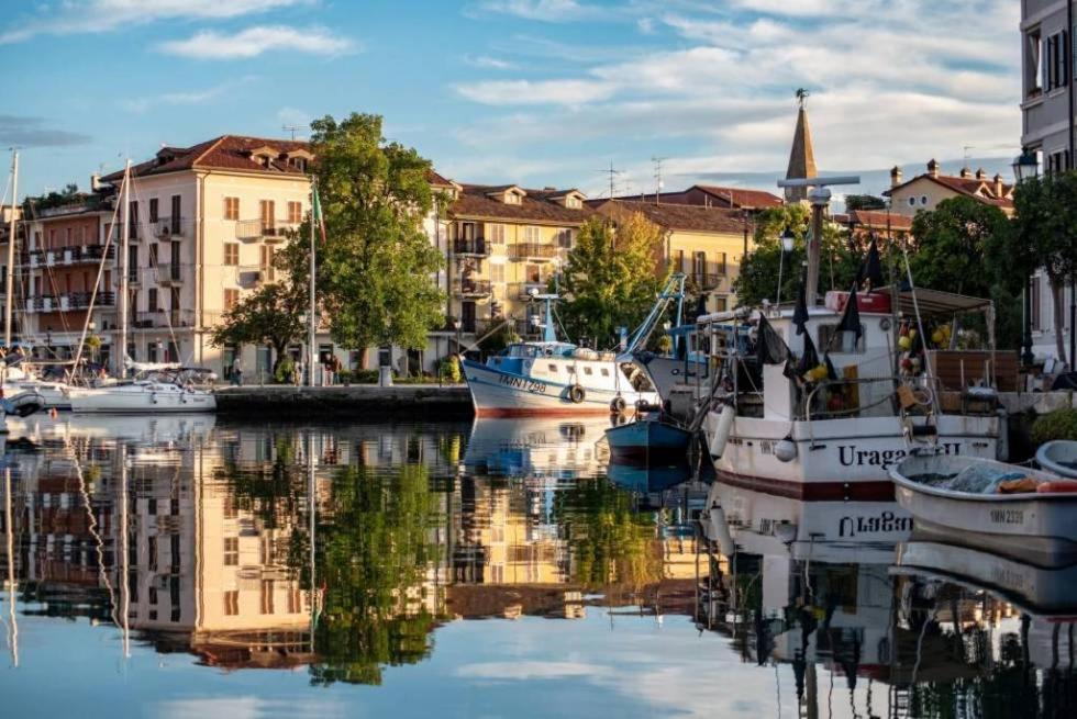 Villa Mirella-Nuova Gestione Grado Eksteriør billede